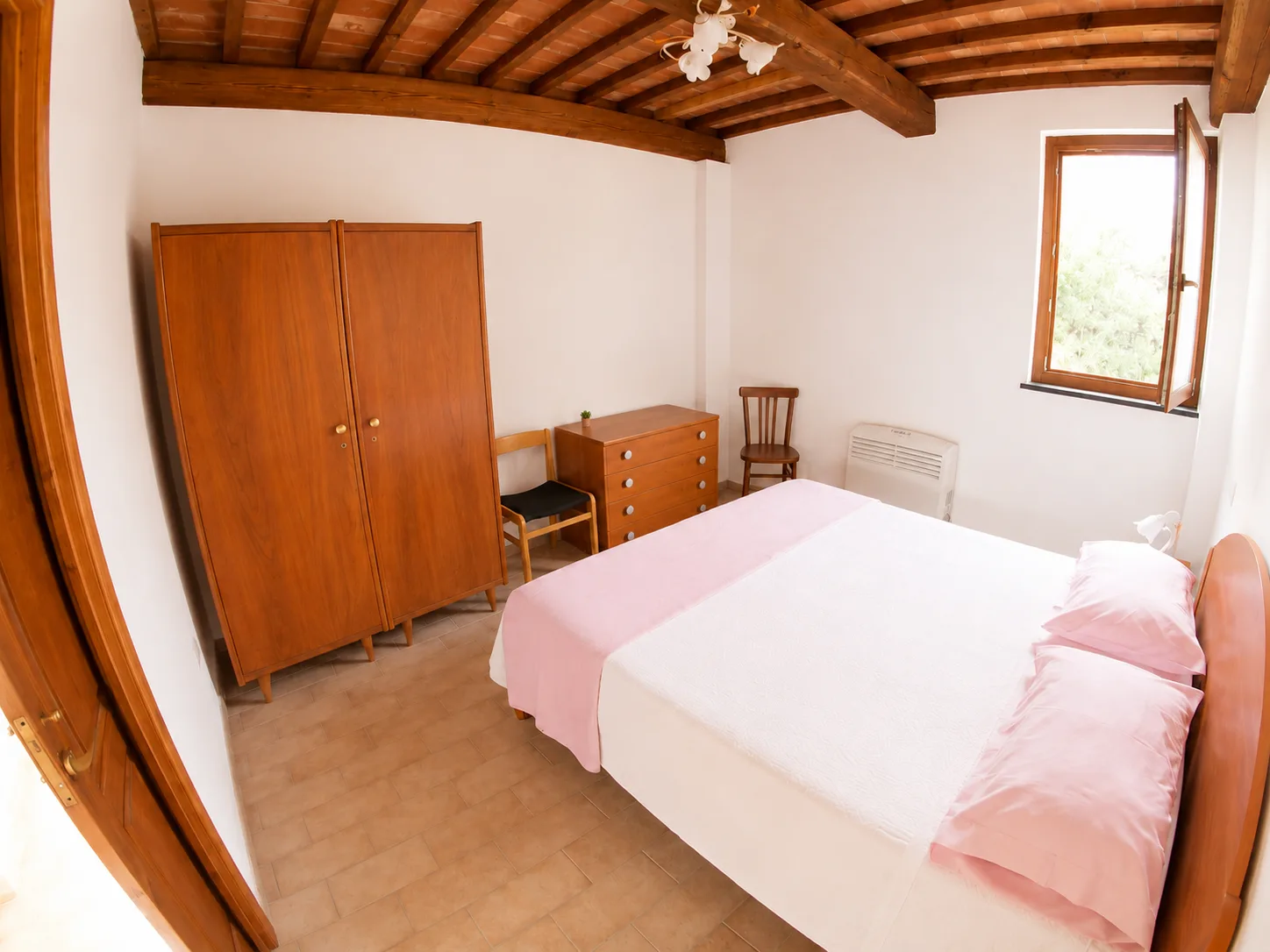 Camera Rosa dell'Agriturismo Rossalia